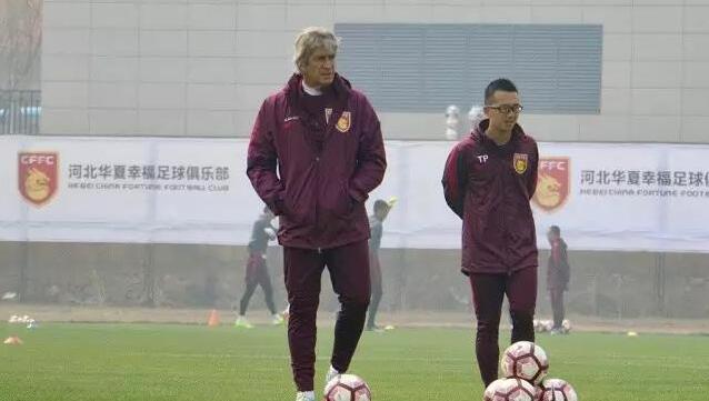据了解，尼古拉斯·霍尔特和托尼·柯莱特正在商谈出演本片的具体事项。