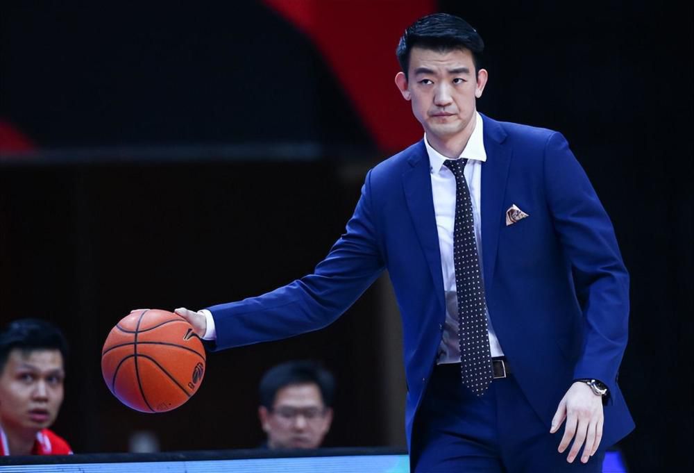 大方认爱卡哥：是的，我们订婚了 锦绣开年！