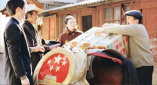这是双方继《不要抬头》后再合作。